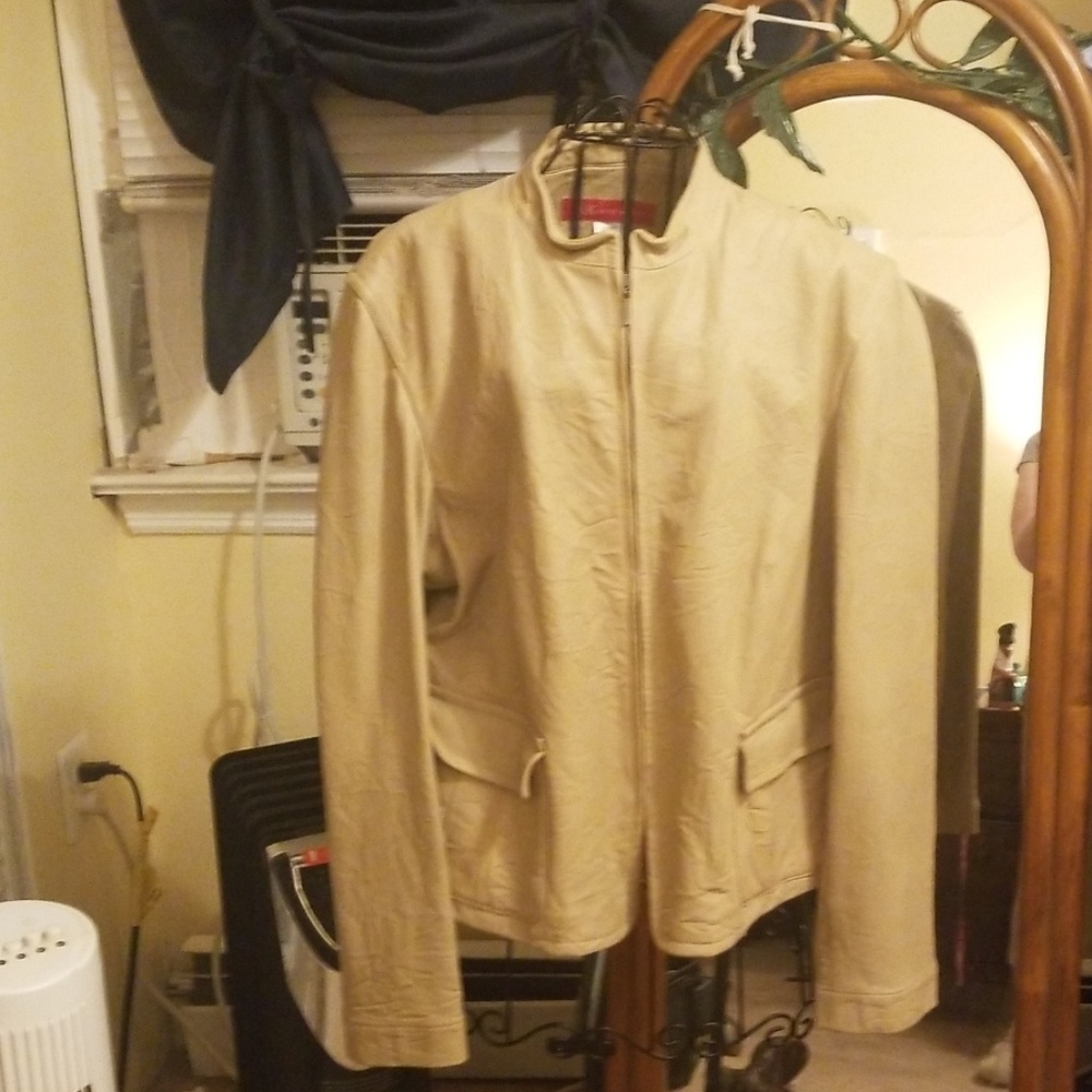 Anne Klein Women's Leather Jacket/ Never worn!